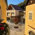 Weingut Fj Gritsch Mauritiushof Apartment Spitz an der Donau